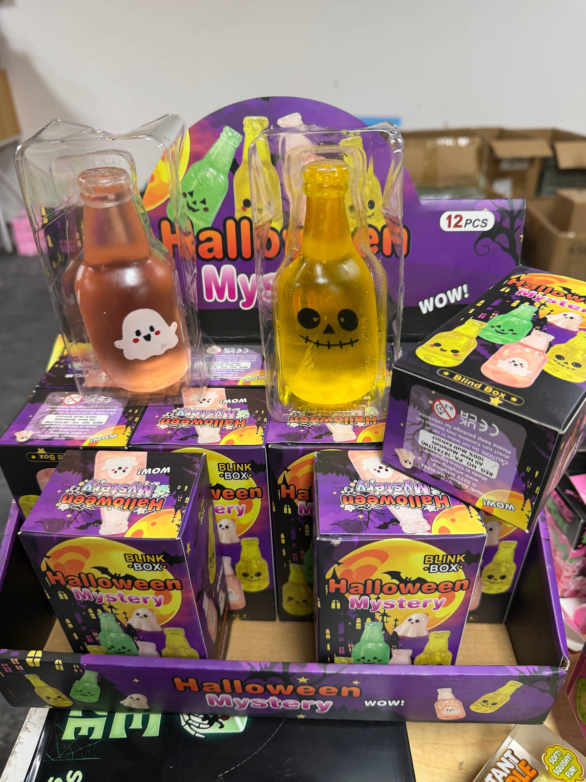 Halloween Mystery Bottle Squishy – Spooky Ghost & Skeleton J