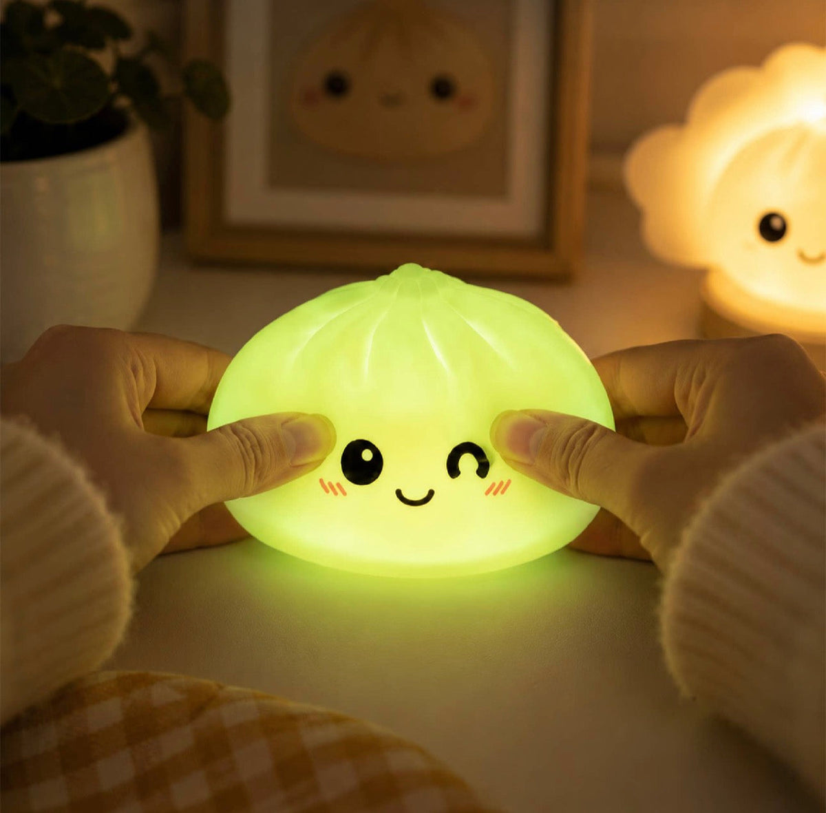 Glow-in-the-Dark Dumpling Mystery Squishy